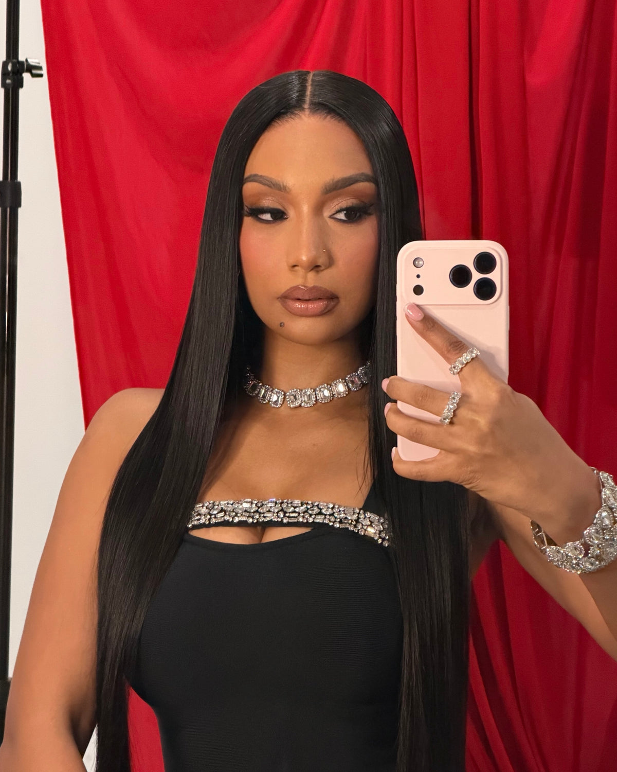 Natural Black Straight (#1B)